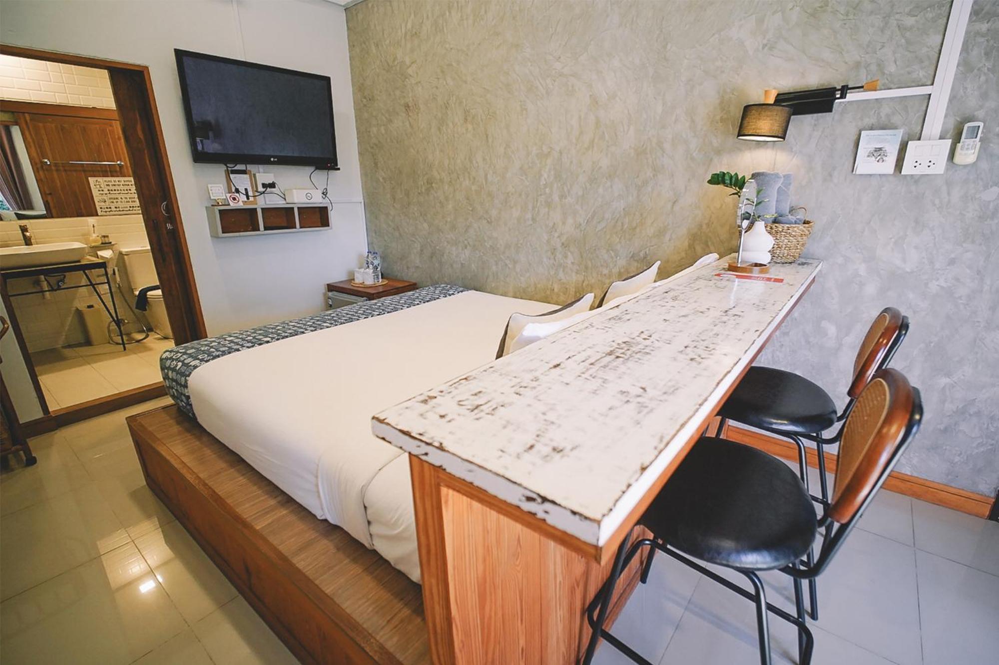 Sleepy House Chiang Rai Bed and Breakfast Eksteriør billede