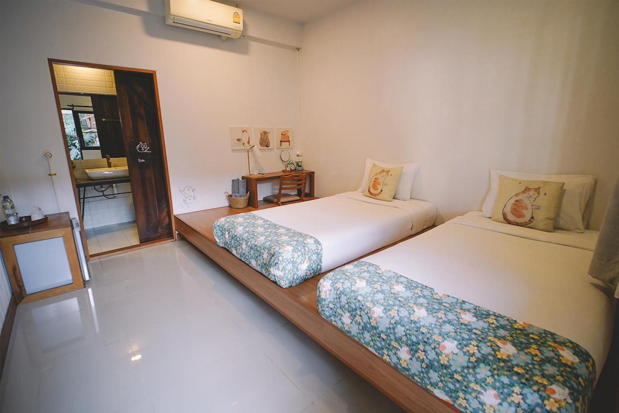 Sleepy House Chiang Rai Bed and Breakfast Eksteriør billede